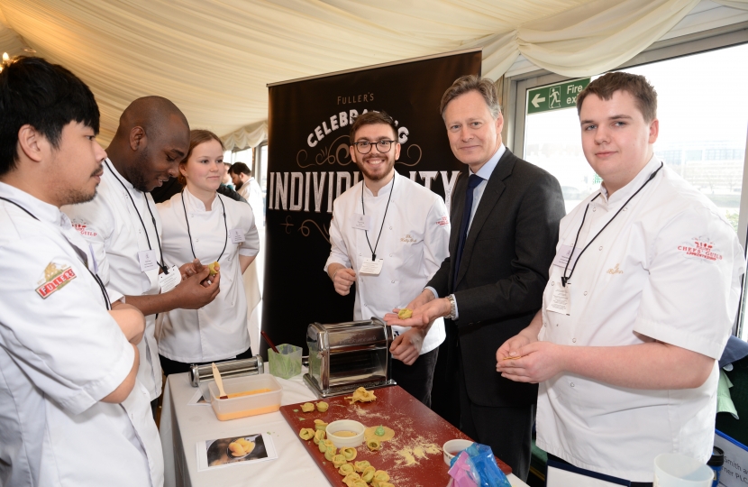 Matthew Offord MP with apprentices from Fullers