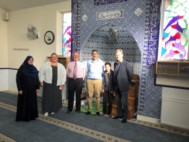 Matthew Offord MP at the Islamic Centre in Edgware
